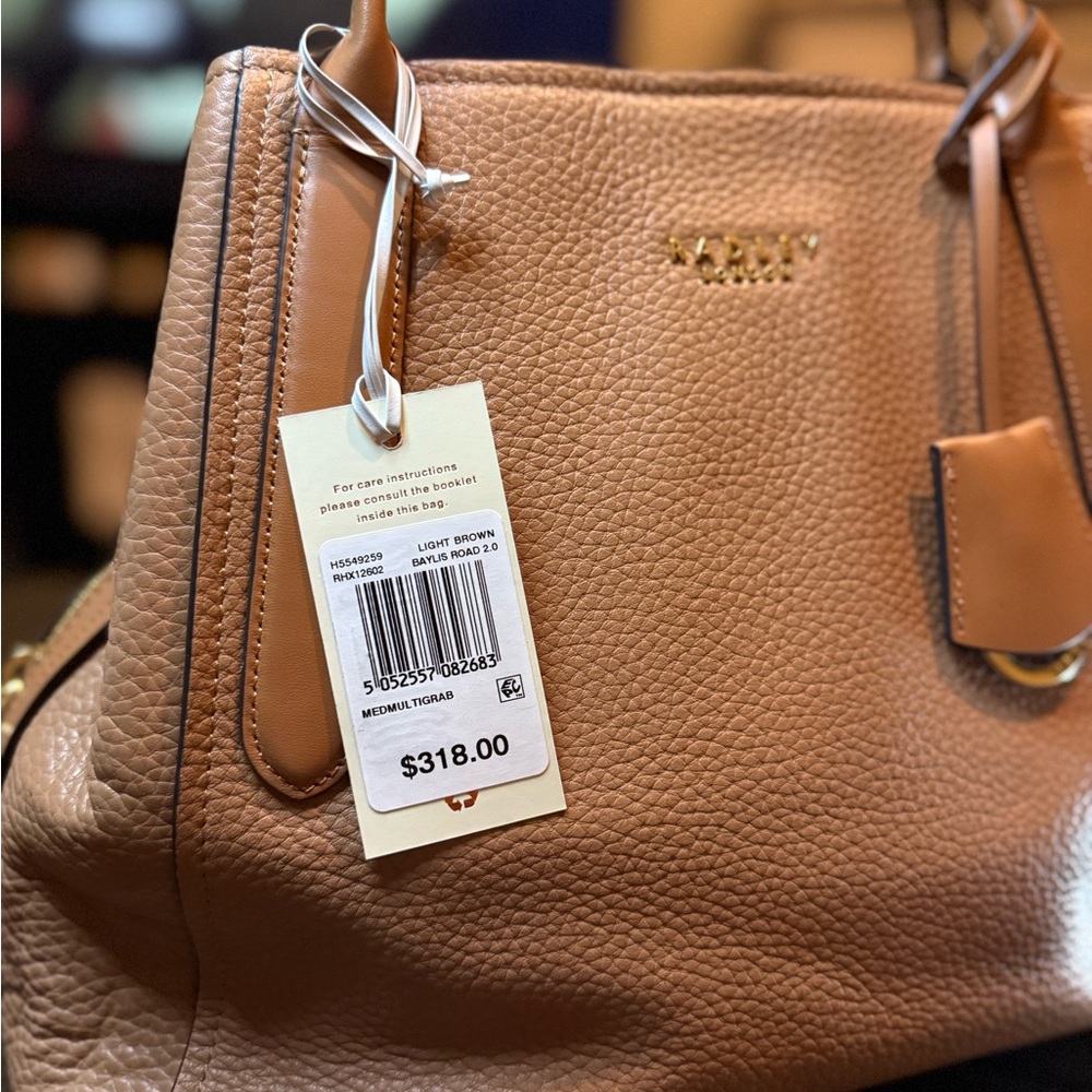 🔥 Fire Sale 🔥
RADLEY LONDON Medium Zip-Top Shoulder Bag w/Tag, Duster & Wallet - Picture 9 of 16